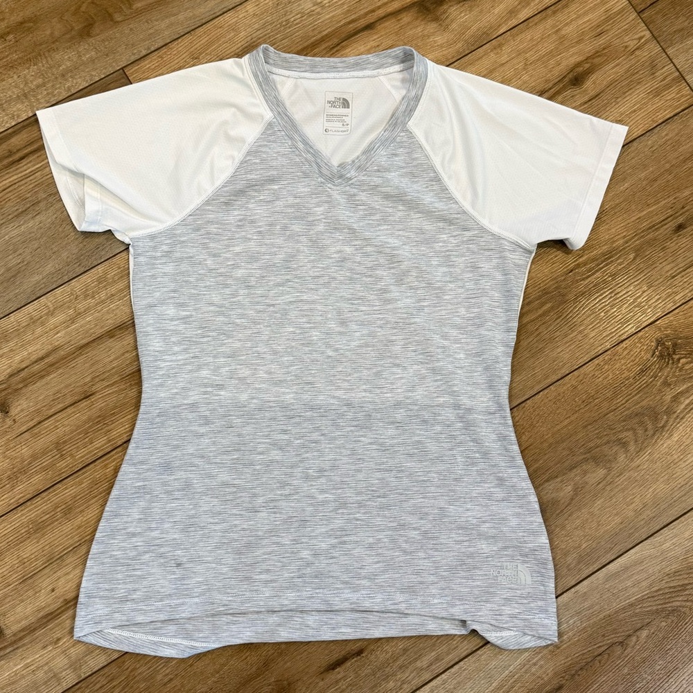 The North Face Gray and White Short Sleeve Tee